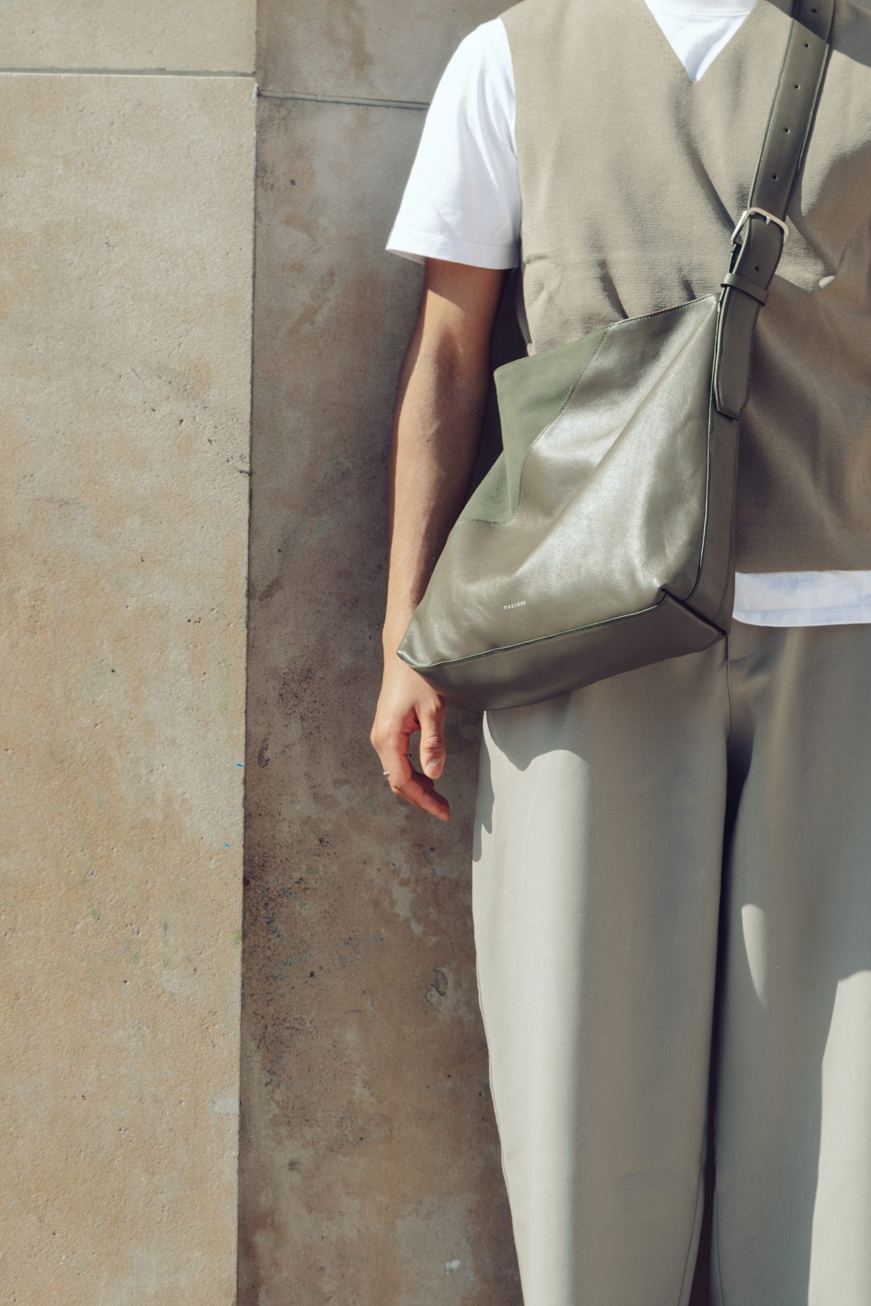 plis haut au dessus du sac-FA6A0575