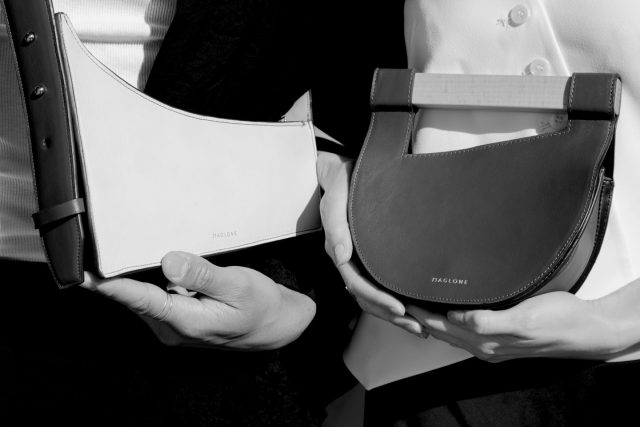 The PAM & The ERA, a duo of simplicity , minimalist design, a touch of vintage and a sensual shape…

NINETIES & BALANCE Collection
Unisexe bags made in Paris, France, in limited editions.

.
.
.
#eramaglone #pammaglone #designbags #unisexbag #madeinfrance